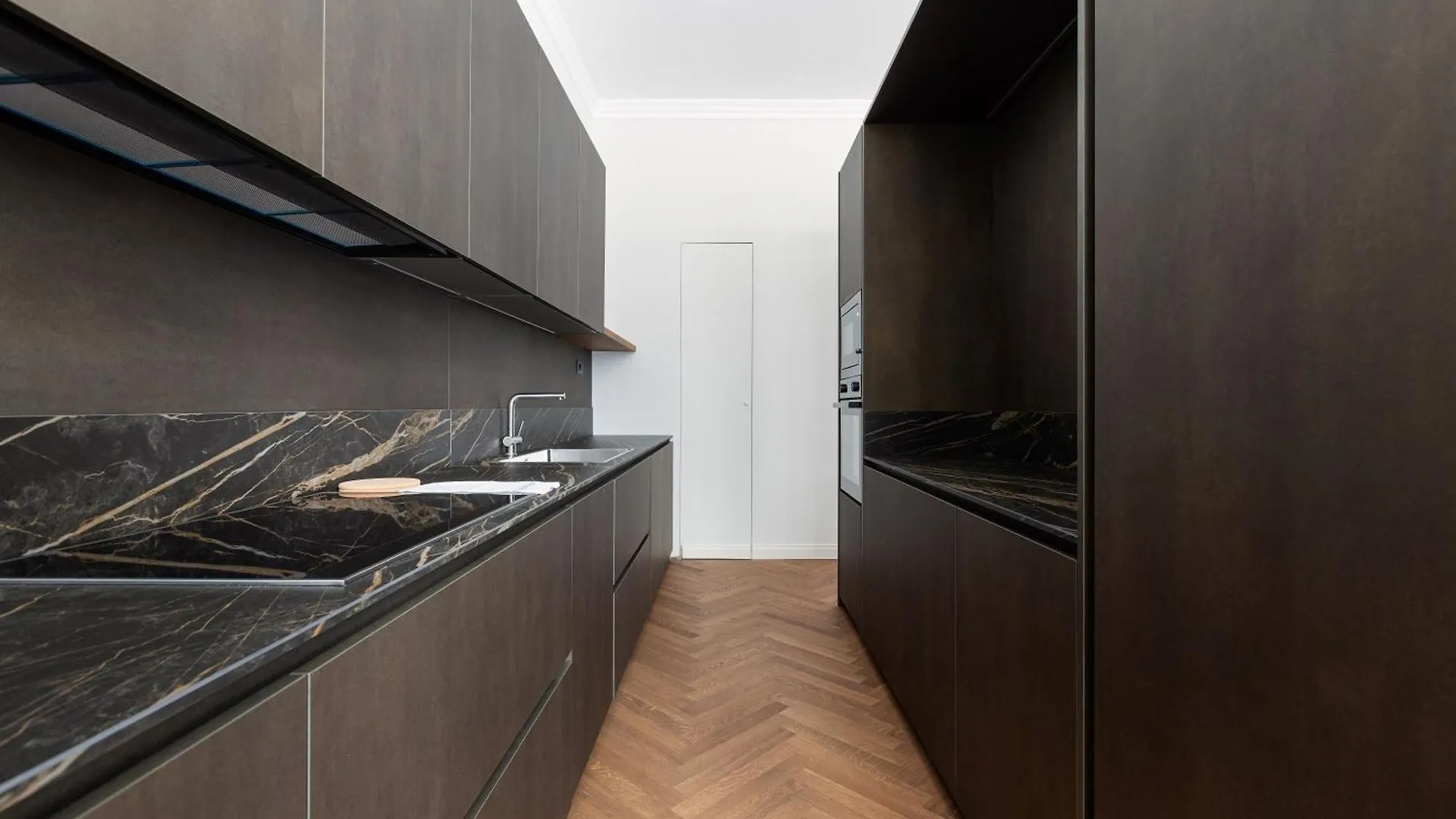 Brera Apartments In San Babila Milão 0*,  Itália