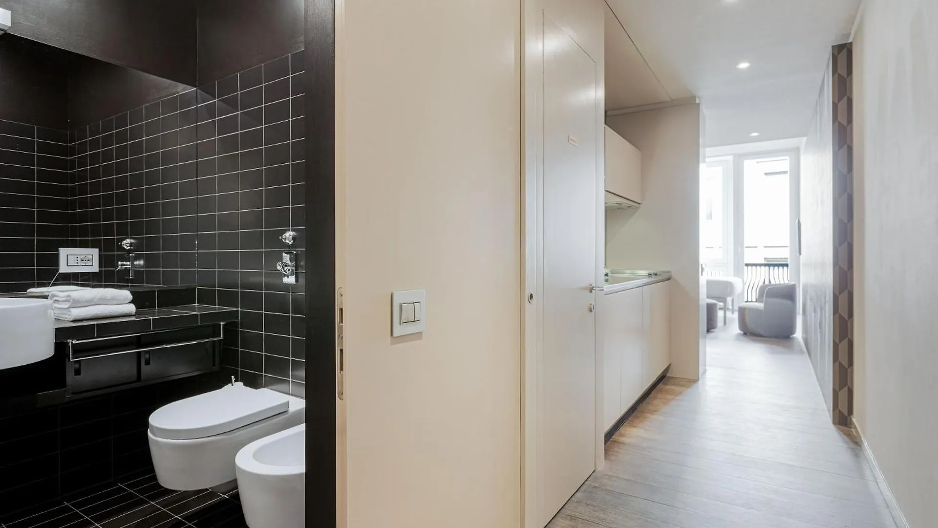 Brera Apartments In San Babila Milão 0*,