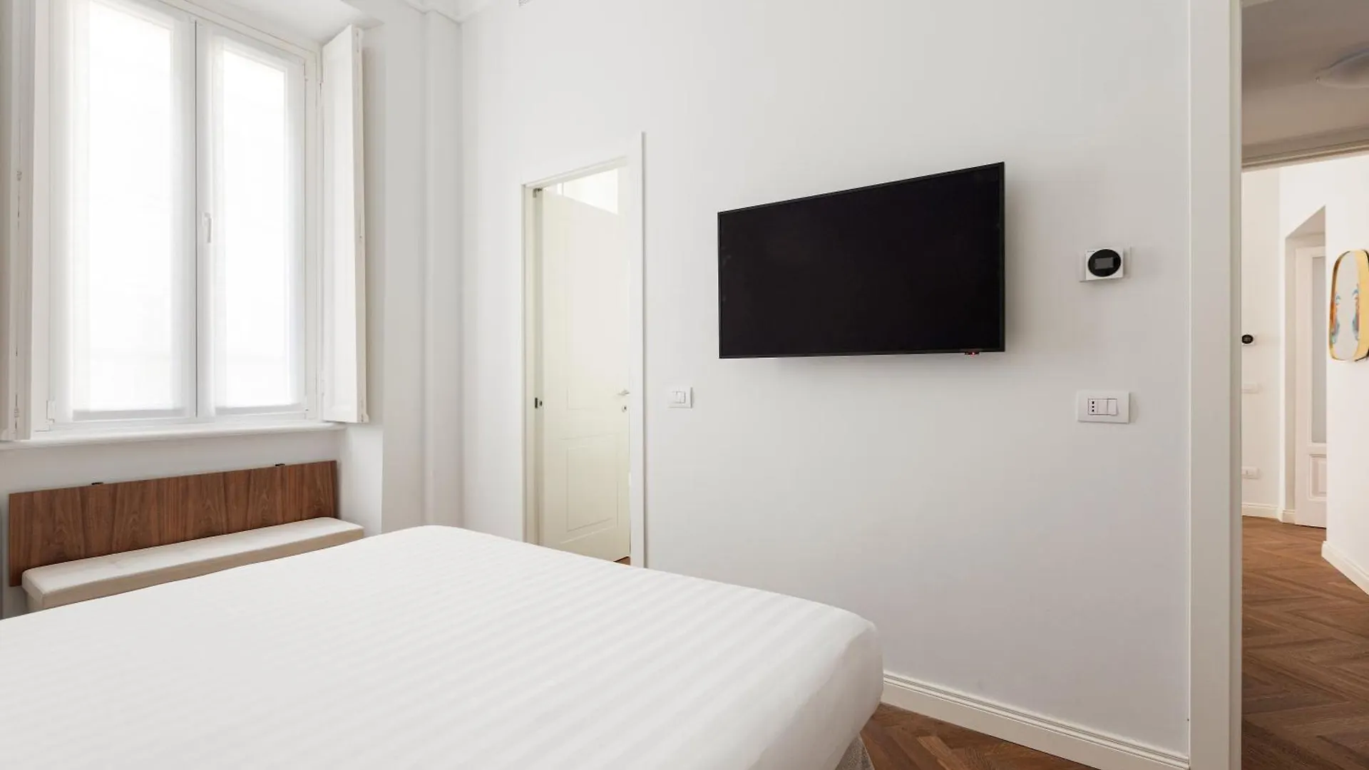 Brera Apartments In San Babila Milão
